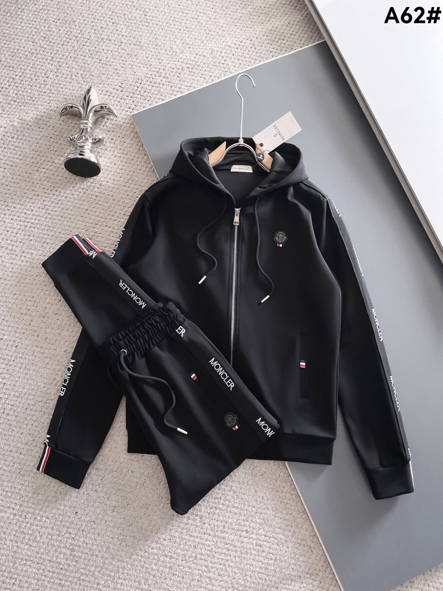 La versión correcta del SS25 transfronterizo debuta en otoño e invierno: nueva chaqueta de traje, cremallera, lujoso y sitios de moda para hombres europeos y americanos