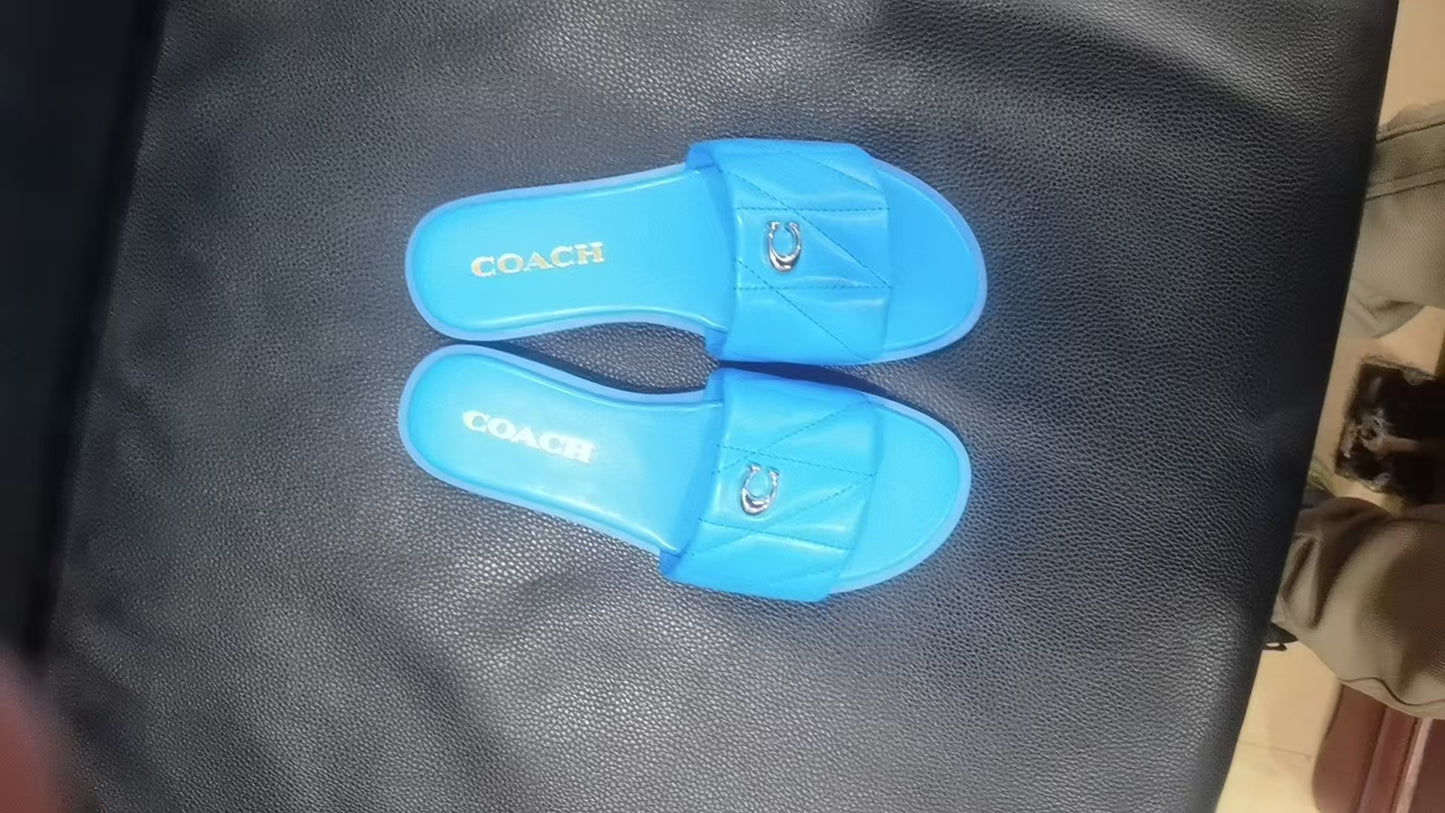 Verano 2025 Nuevas chanclas de tira sencilla europeas y americanas: sandalias de abrigo de diamante de punta redonda plana de color sólido, versátiles y cómodas para el día a día