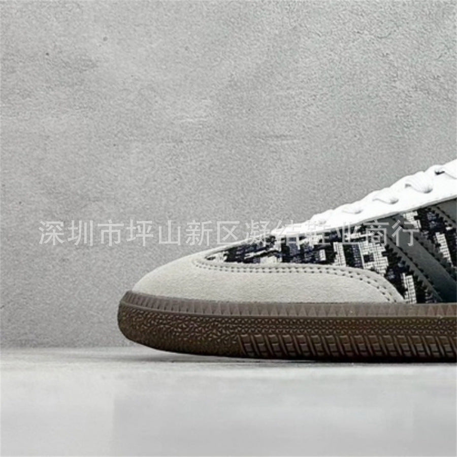 Comercio exterior de origen transfronterizo para hombres y mujeres, zapatillas de entrenamiento casuales versátiles y ligeras morales para parejas, zapatillas bajas de puntera redonda con cordones