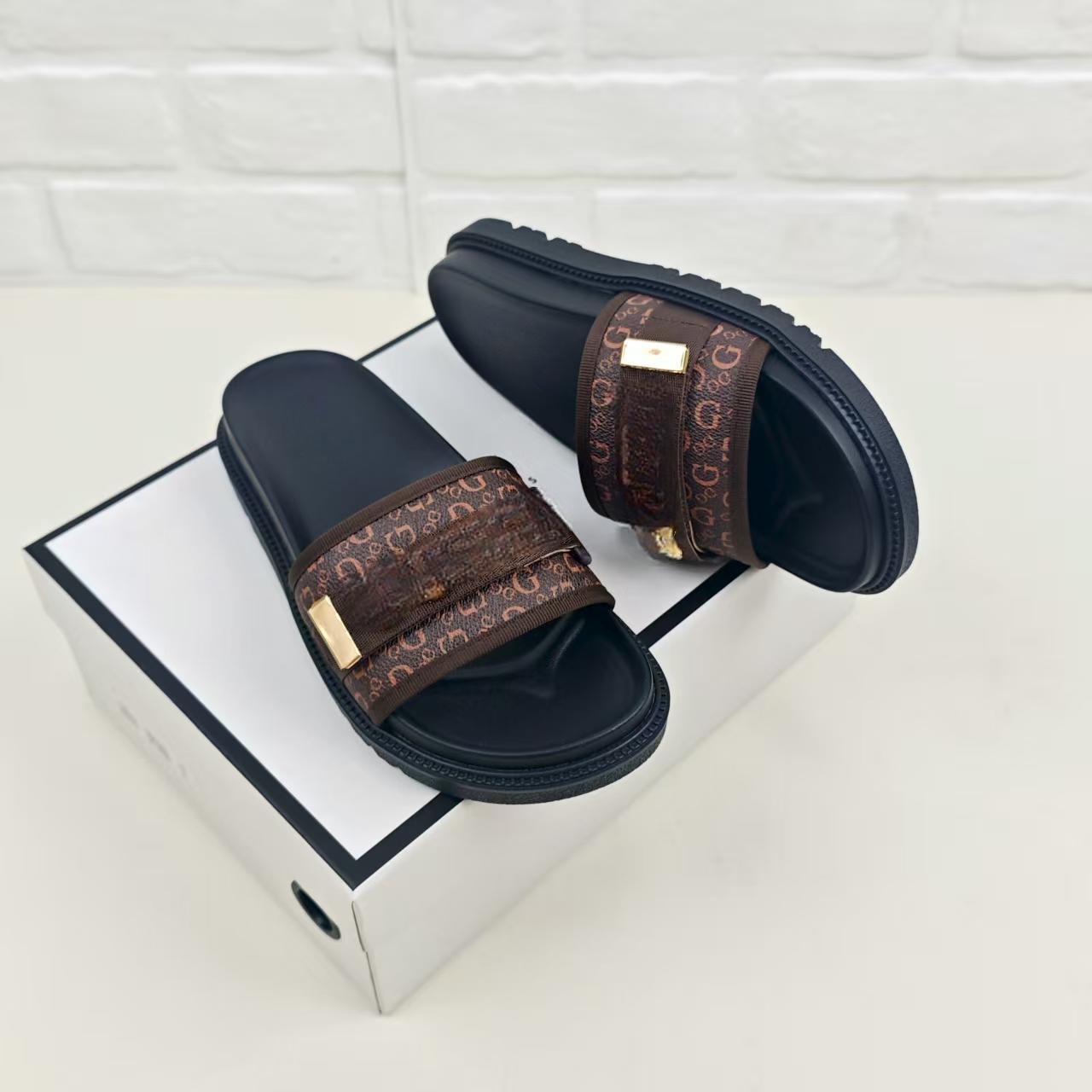 Zapatillas transfronterizas, verano, GUESS, nuevas sandalias de moda europeas de influencers al aire libre, sandalias de marca de moda al aire libre