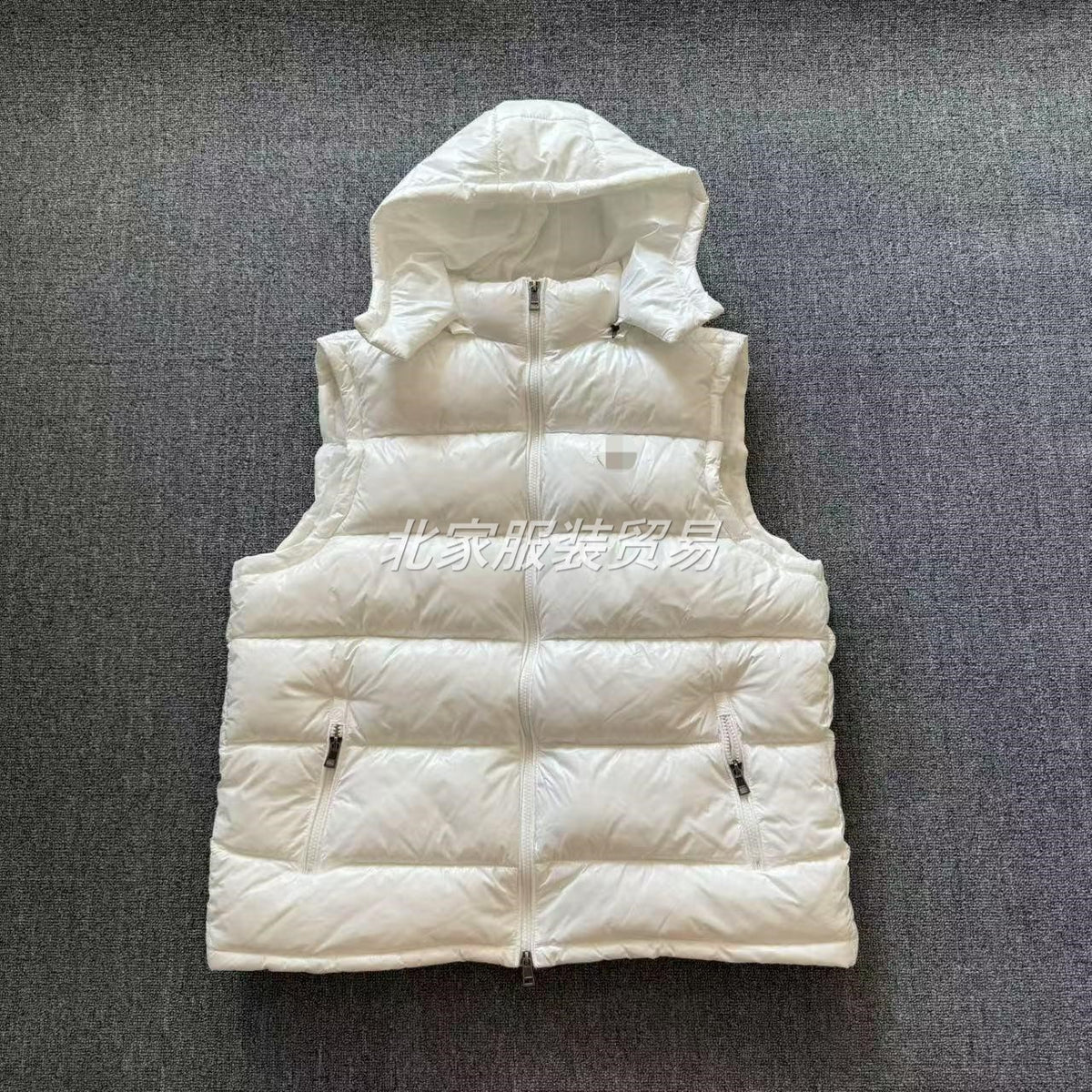 Unisex TNF jackets and vests | Solid and striped
