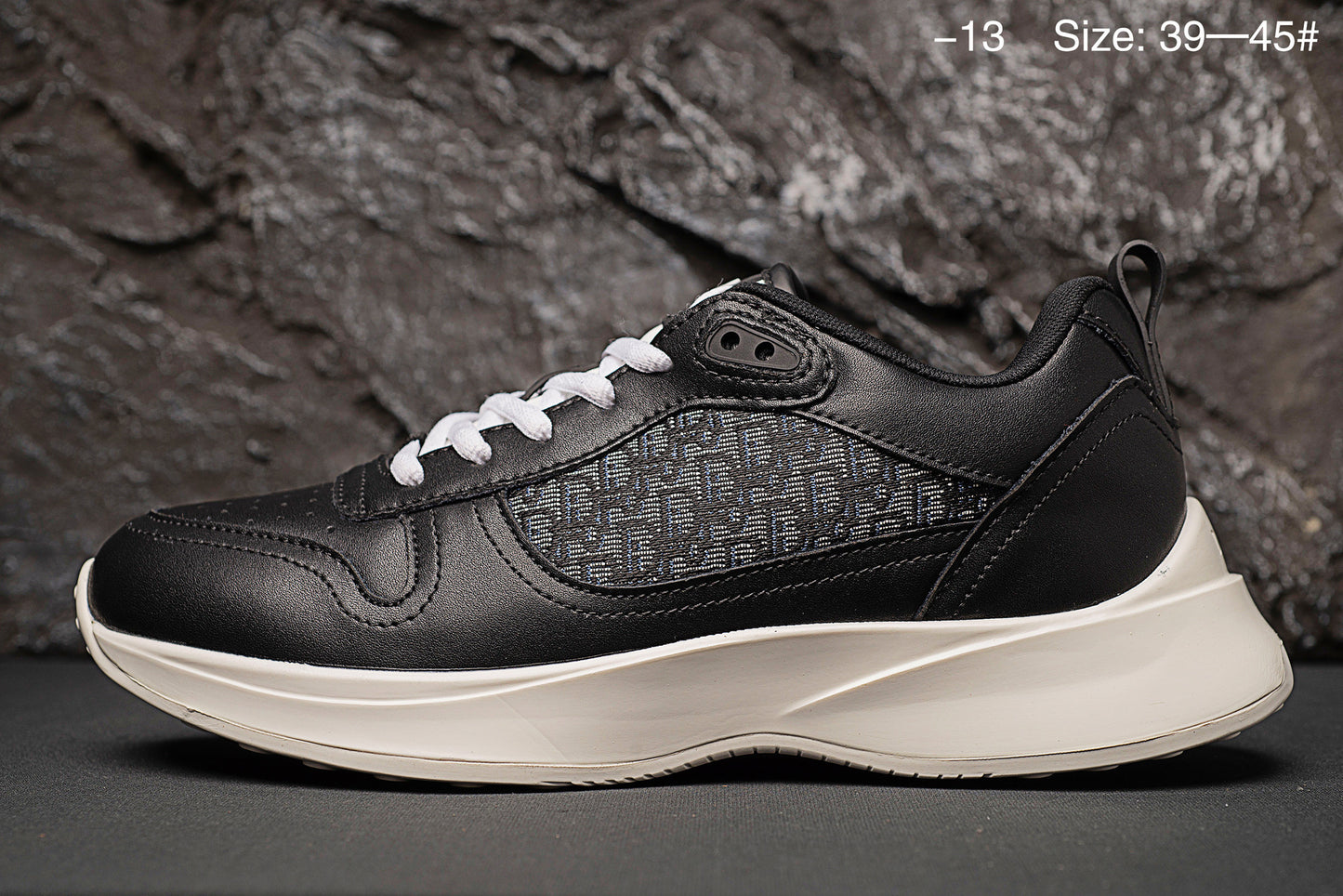 Estación Europea B25 2026 Letras impresas Zapatos de moda masculina de moda baja y transpirables, con cordones y reposo de moda moderna