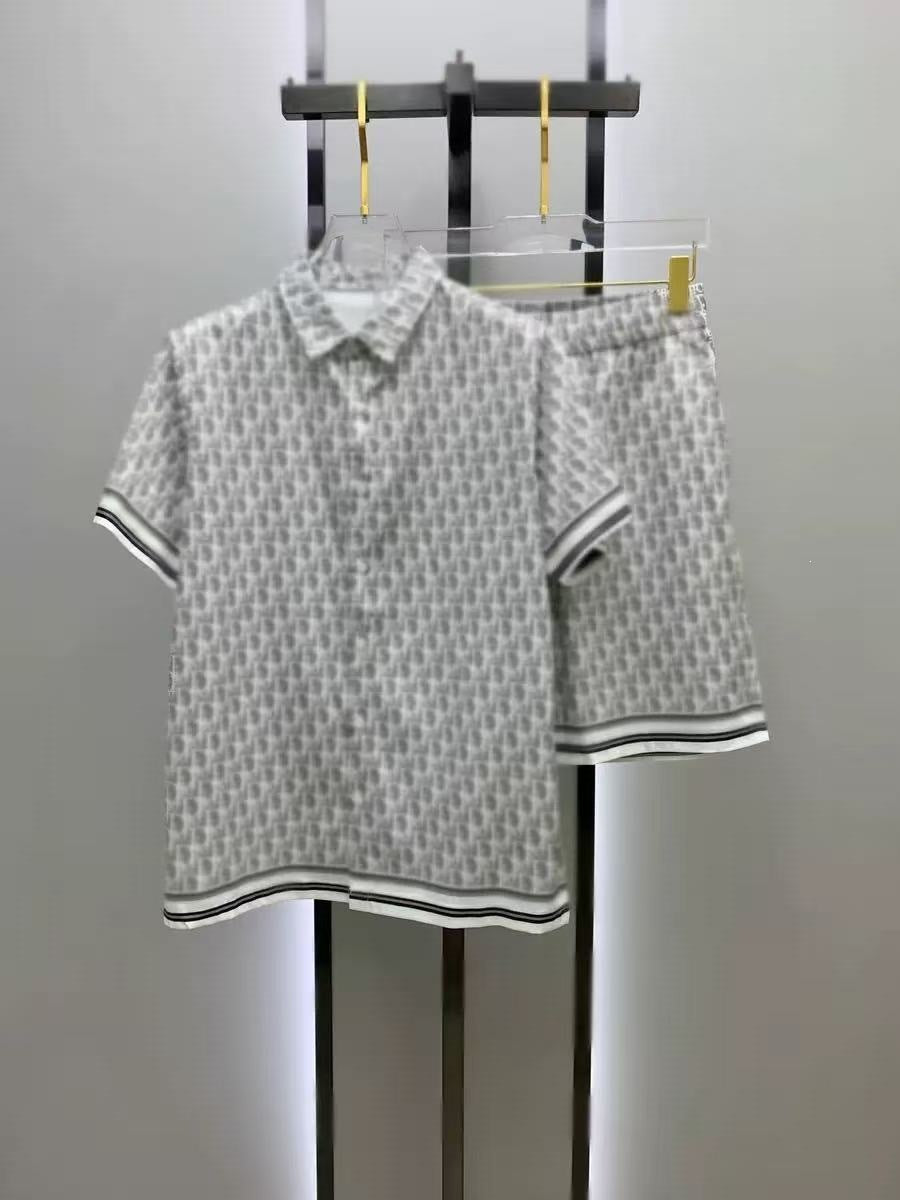 Nueva camisa ligera de lujo de cuello de lujo para hombre transfronteriza de verano 2026, pantalones cortos de manga corta, camiseta versátil y a la moda