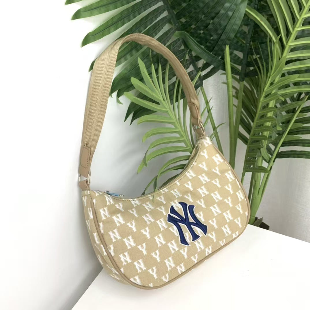 Bolso de la MLB coreana edición completa en relieve en relieve bolso sencillo de NY de moda versátil casual para mujer, novedad