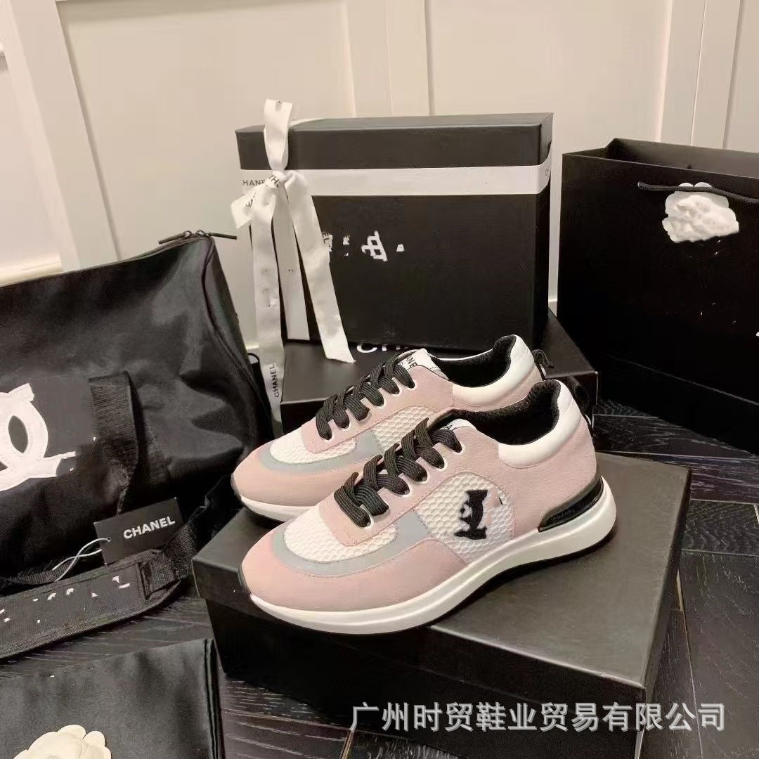 Zapatillas de suela gruesa con pequeñas fragancias, zapatillas de papá, zapatillas casuales de cuero suave para mujer, zapatillas de correr nuevas para mujer 2023