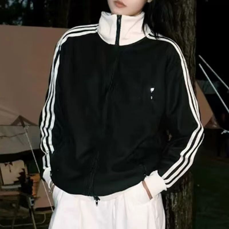 Women's Embroidered Cardigan A | High Neck and Three Stripes