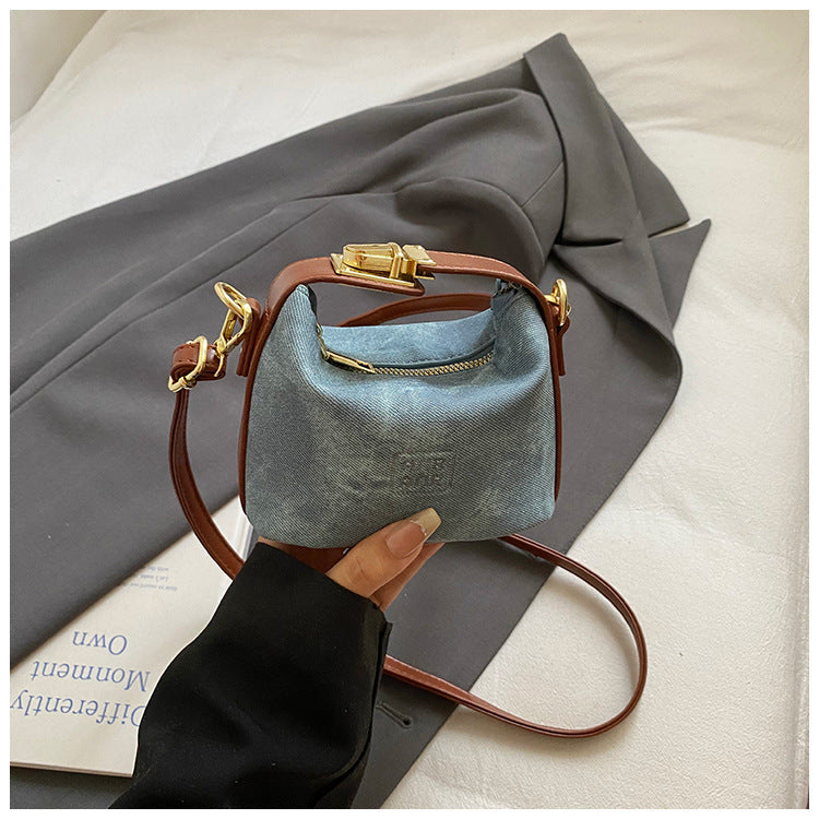 2025 Otoño Nuevo Nicho Bolso de Mano de Color Liso Alta Estética Casual Mono de Cuero Suave de Hombro Bandolera Bolso Pequeño Cuadrado