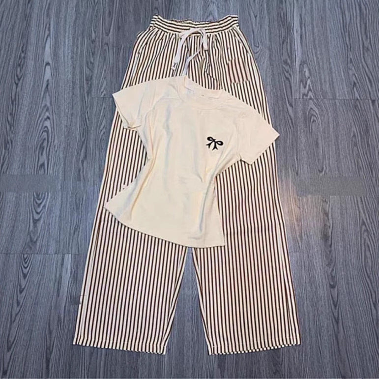 Conjunto de moda de comercio exterior para verano femenino, nuevo diseño con bordado en V con escote en V, pantalones de manga corta a rayas y pierna ancha de dos piezas