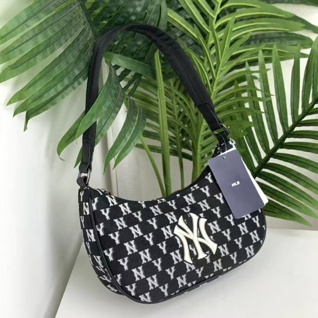 Bolso de la MLB coreana edición completa en relieve en relieve bolso sencillo de NY de moda versátil casual para mujer, novedad