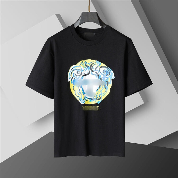 Versión correcta de 2026 de la nueva camiseta ligera de lujo de verano, camiseta de manga corta de cuello redondo y versátil para hombres y mujeres, países extranjeros de Europa y Estados Unidos