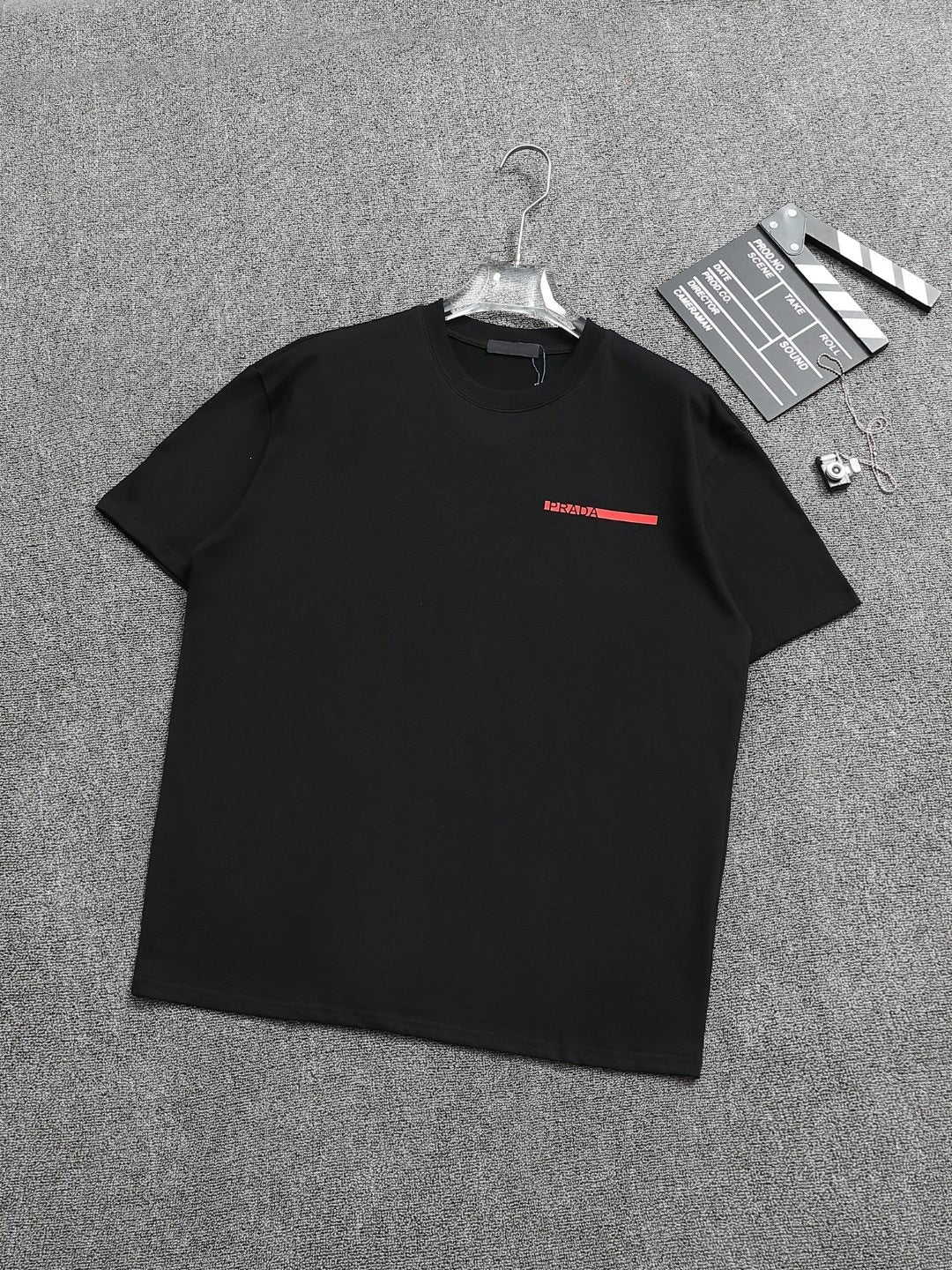 T-shirt Triangles métalliques | Casual été