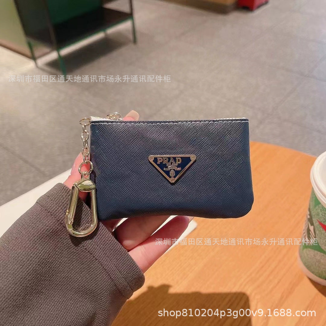 Bolso Pequeño Triangular PRA | Monedas y Tarjetas