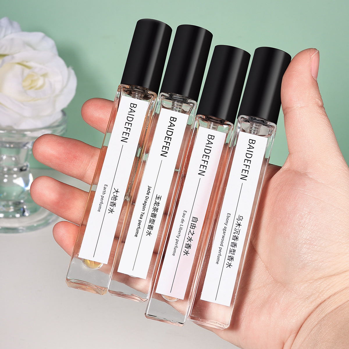 Muestras transfronterizas de perfume de 10 ml para hombres y mujeres, fabricantes al mayor, fragancias ligeras y fuertes, Douyin, puesto de estilo similar desde hace mucho tiempo