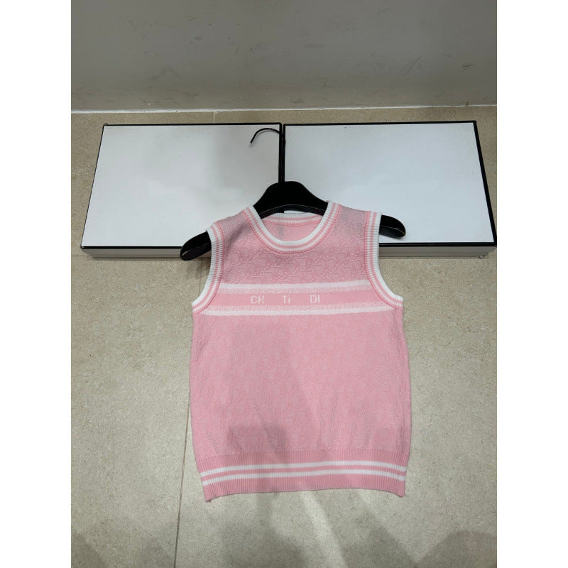 Women's sleeveless CD vest | Lettering design
