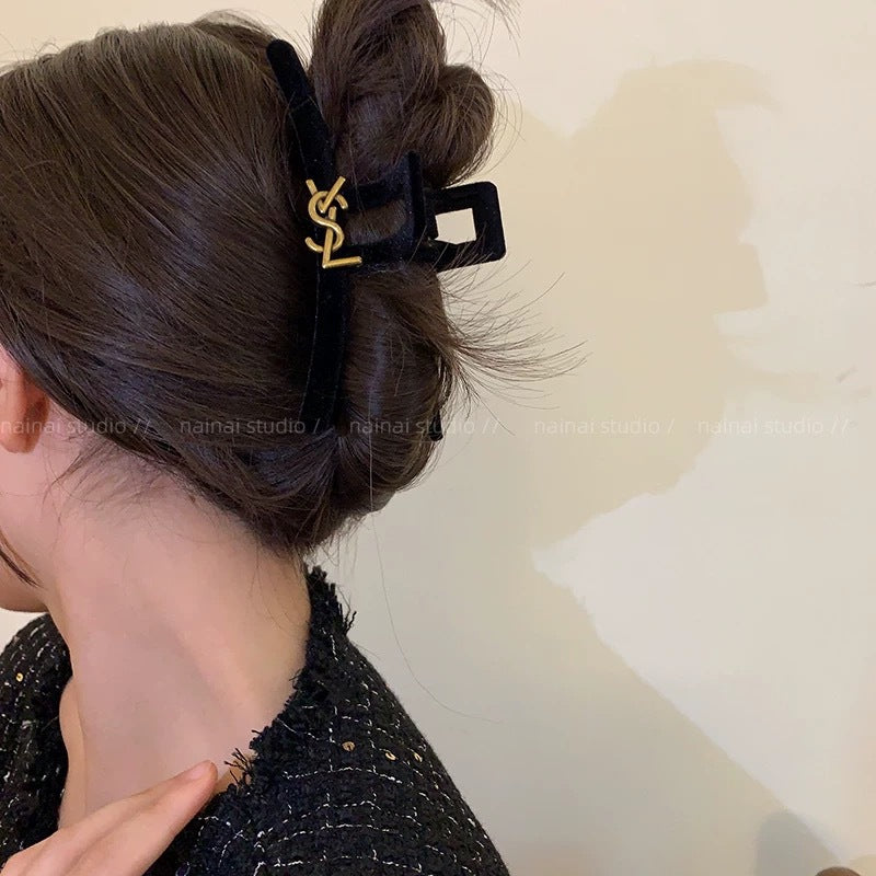 Pinza de pelo estilo Chanel con lazo de terciopelo negro, pinza vintage francesa, accesorio premium de clip de tiburón