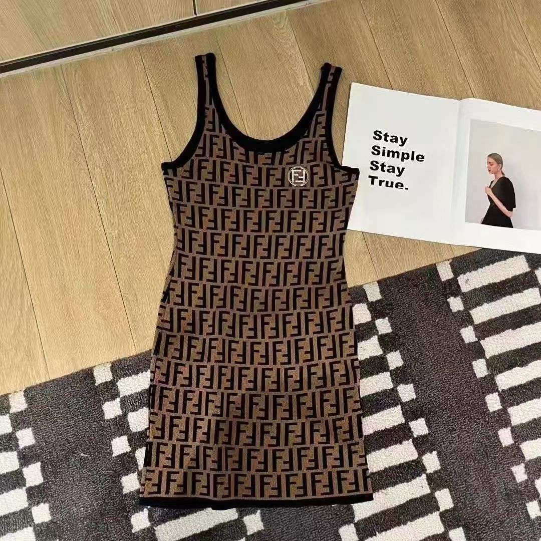 Shenzhen Nanyou Edición Alta F Familia 25 Primavera/Verano Nuevo Monograma de Letras Camisas de Punto Camiseta Tirantes