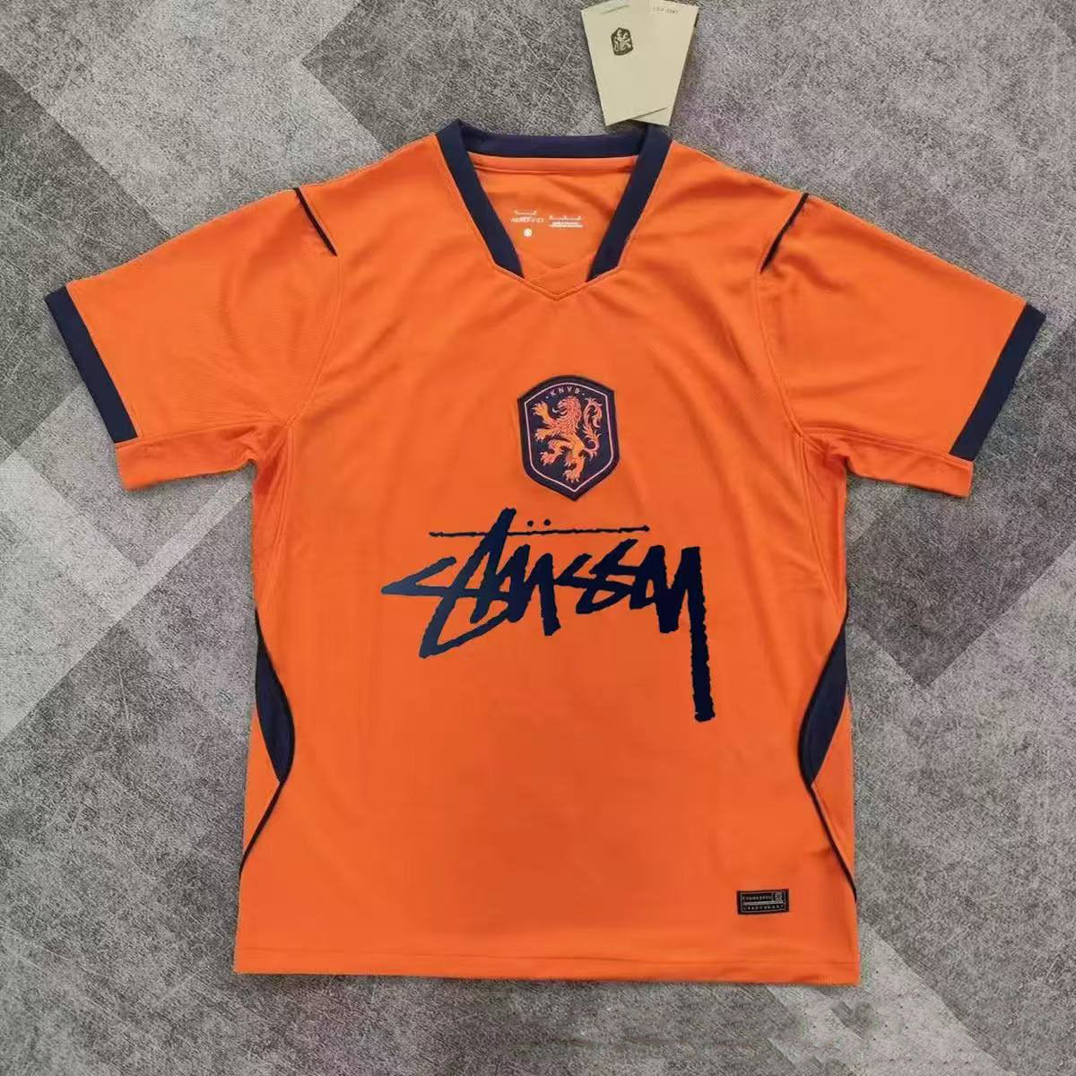 Venta al por mayor transfronteriza para Países Bajos, Alemania, Francia, Italia, Flamengo, Italia, envío gratuito para una camiseta de fútbol