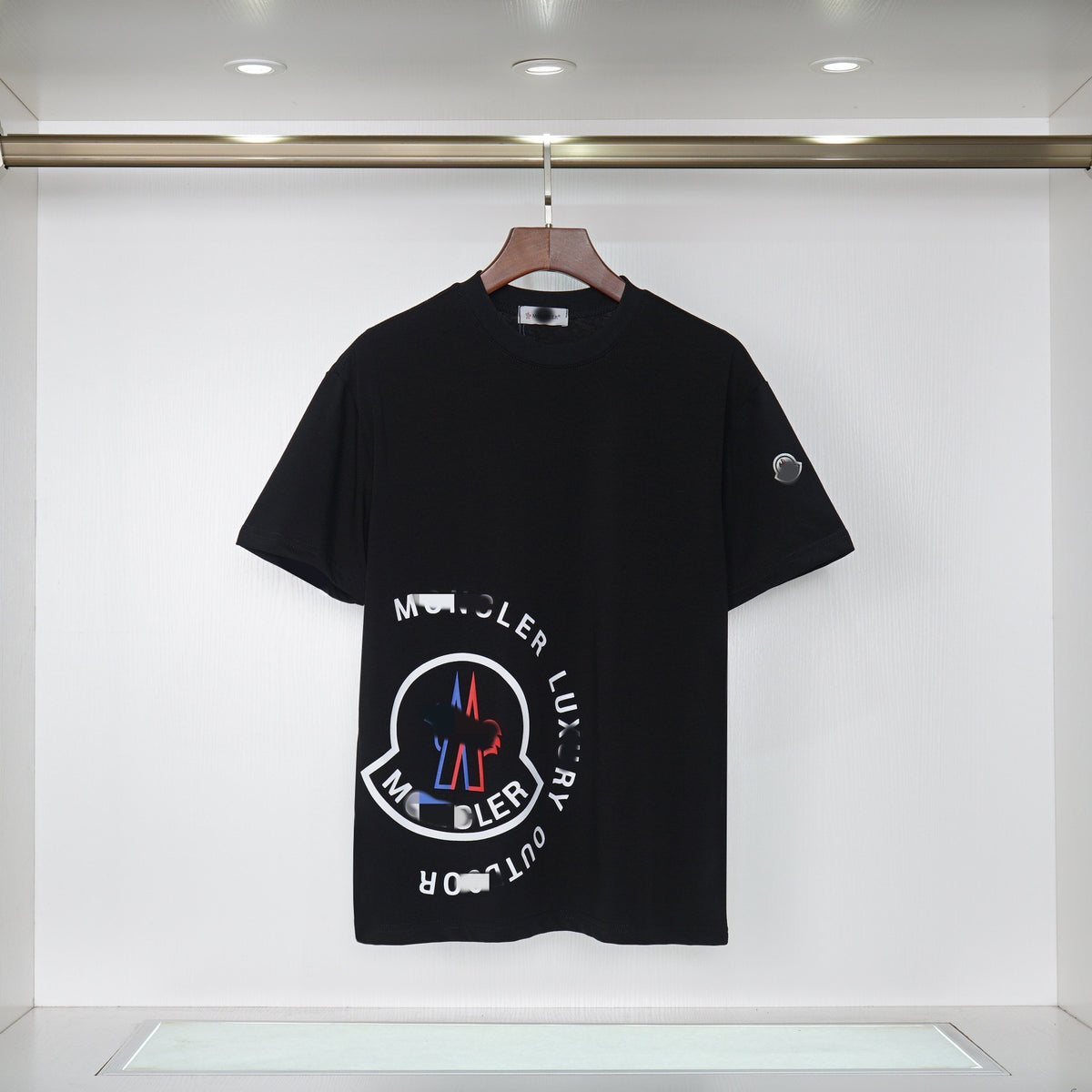 Camiseta Bordada Hombre MON | Cuello Redondo