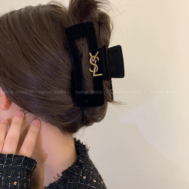 Pinza de pelo estilo Chanel con lazo de terciopelo negro, pinza vintage francesa, accesorio premium de clip de tiburón
