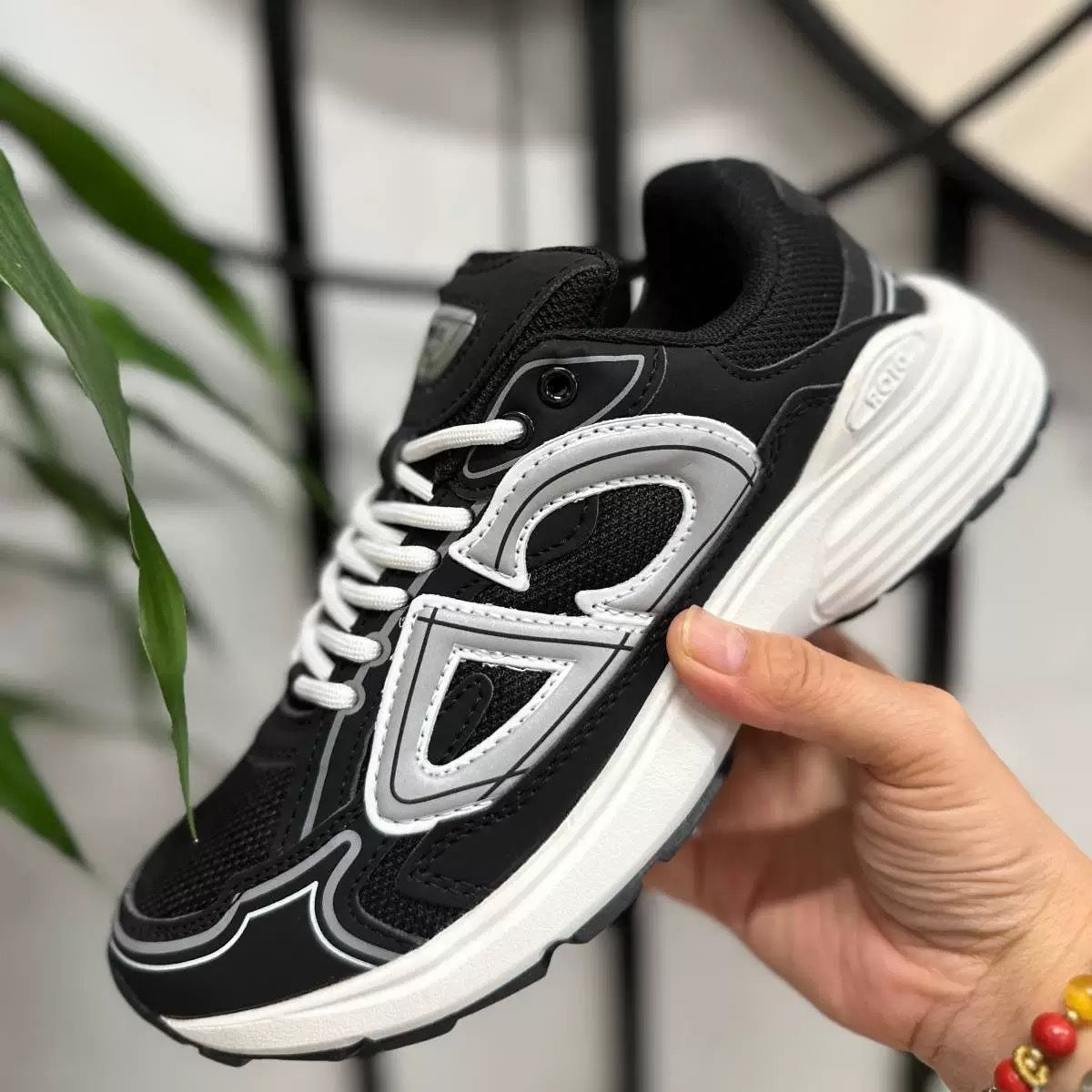 Zapatillas Hombre Verano 2025 | Ligeras Transpirables Antideslizantes