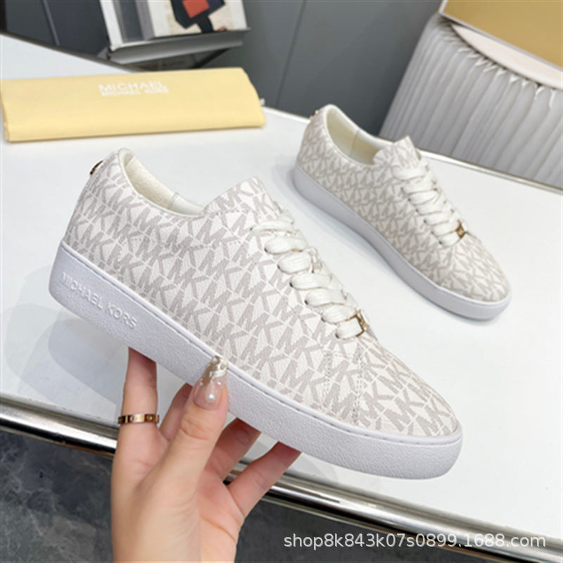 2024MK moda nuevas zapatillas blancas de mujer, piel de becerro, hebilla metálica con cordones, zapatillas de escalada, tendencia zapatillas de correr