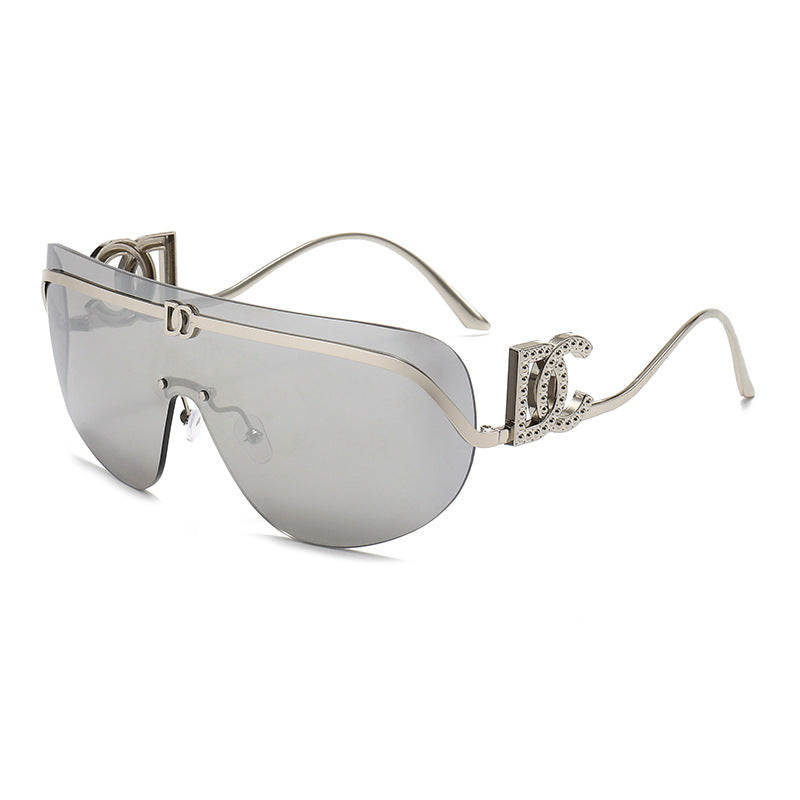 Gafas de sol nuevas de venta 2026, palas de metal letra, gafas de sol de una pieza, viseras de moda europeas y americanas, transfronteriza