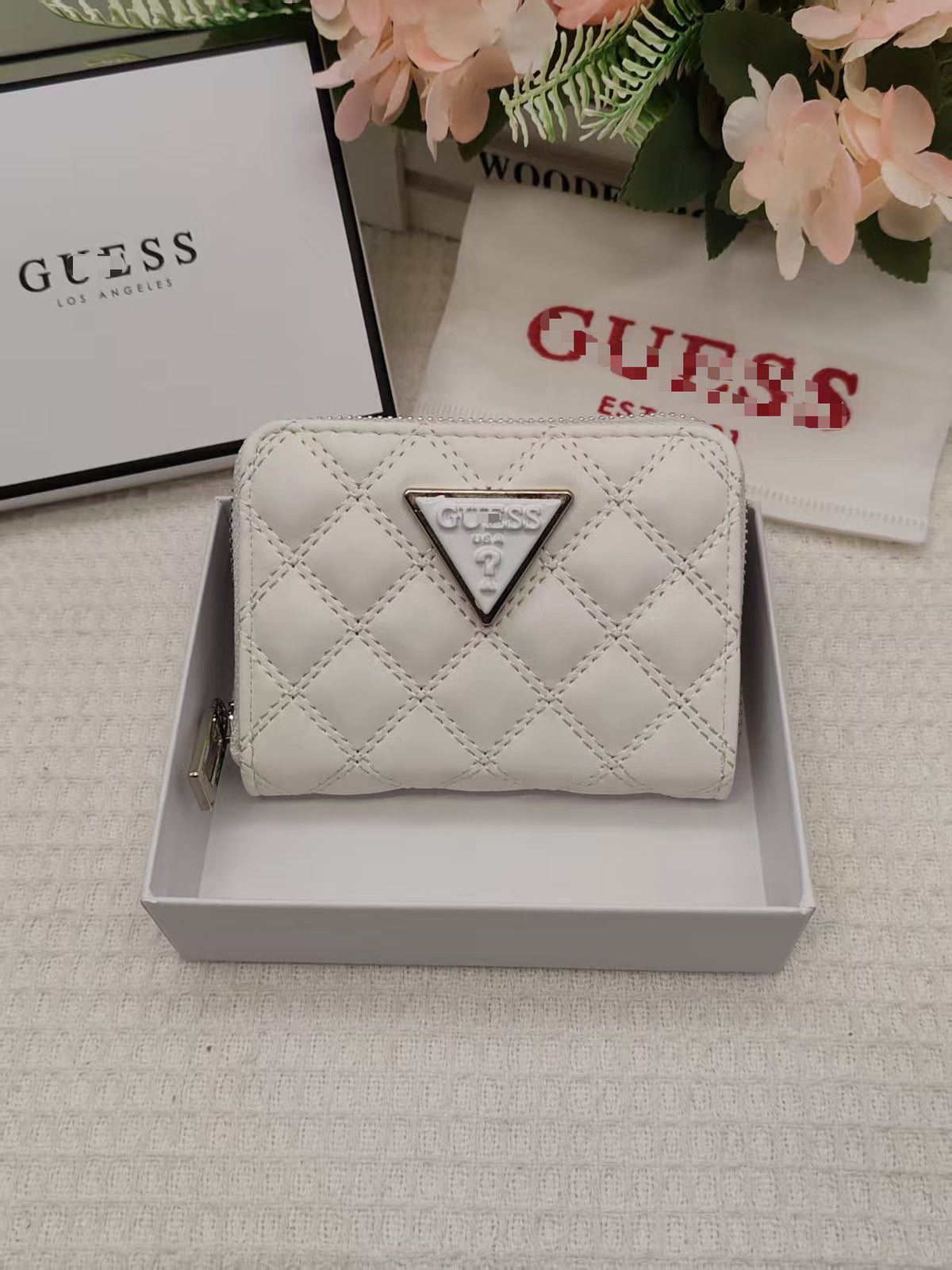 Padded Purse Holder | Triangular Design G