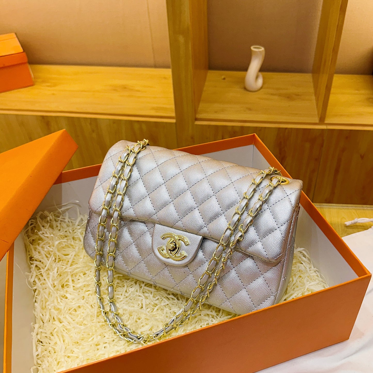 Bolso de un solo hombro con bordado de diamantes estilo Chanel transfronterizo, nuevo estilo de moda 2025, bolso cruzado pequeño y de alta calidad para desplazamientos