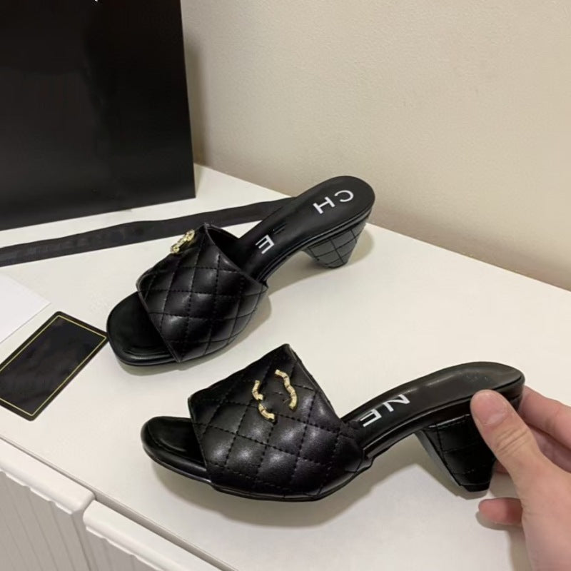 Zapatillas de tacón nuevas estilo Chanel de alta costura de alta costura, tacones altos en forma de diamante, tacones gruesos y zapatillas vintage de cuero genuino