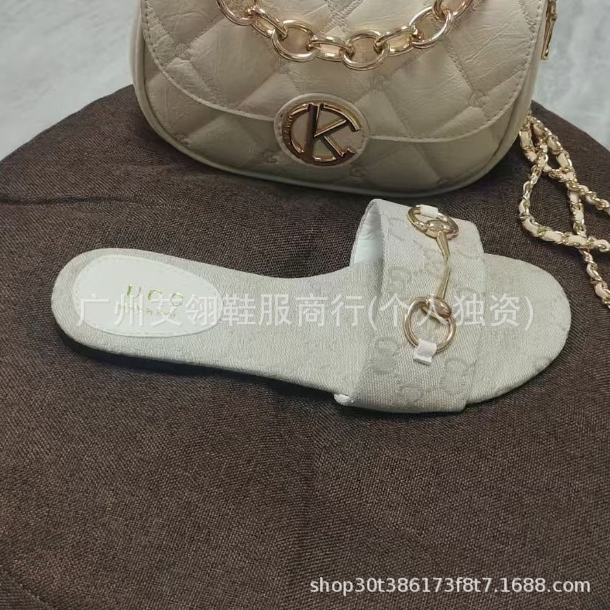 Nuevas sandalias de tacón grueso con tira de una sola tira G Family 2025 para mujer, tacones altos de moda, sandalias de hebilla de caballo para mujer, conjunto de zapatos simples
