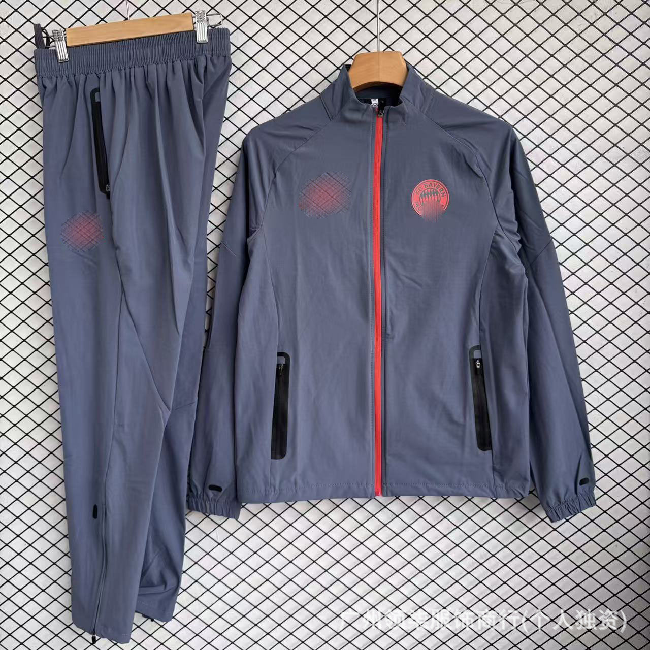 Nuevo equipamiento de fútbol, conjunto de chaquetas impermeables impermeables y de moda del Arsenal para entrenamiento español