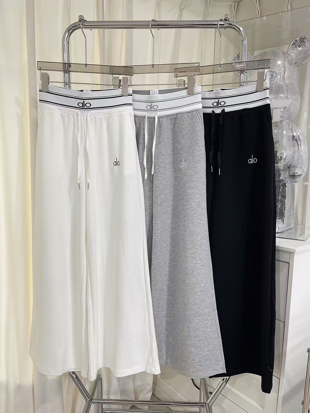 Nuevos pantalones de cinturón ancho con letras con correas AL, 25 moda otoñal, pantalones elásticos de cintura alta y cintura elástica de cintura alta de 25 años de moda otoñal