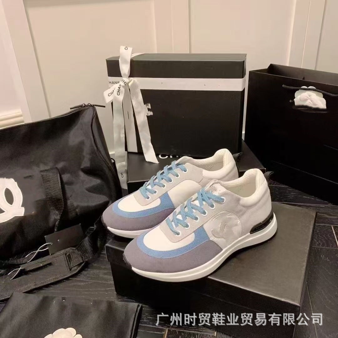 Zapatillas de suela gruesa con pequeñas fragancias, zapatillas de papá, zapatillas casuales de cuero suave para mujer, zapatillas de correr nuevas para mujer 2023