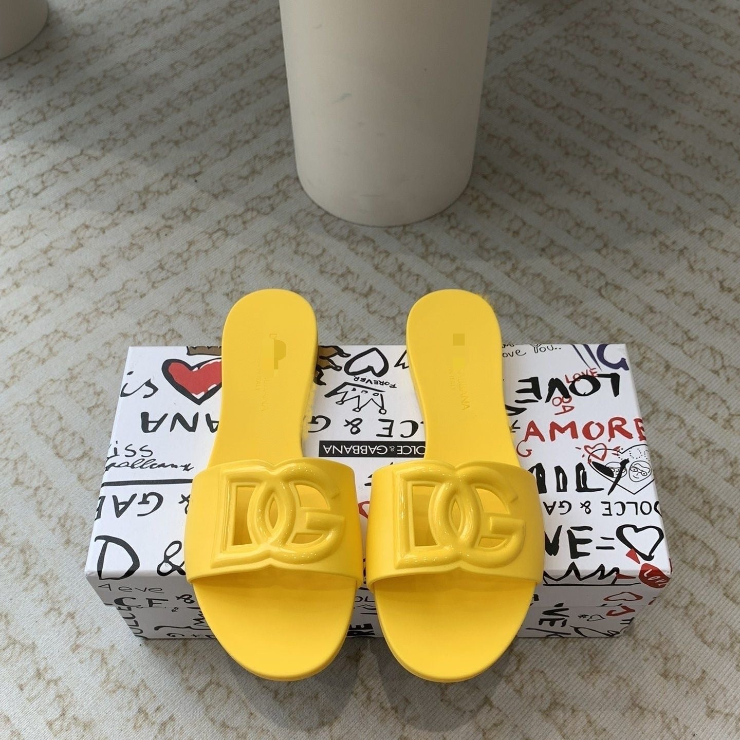 D Summer Slippers nueva prenda exterior transfronteriza, de fondo plano, cómoda, casual, moderna, versátil y de línea recta hueca