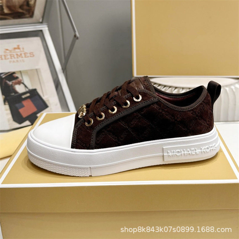 2024MK moda nuevas zapatillas blancas de mujer, piel de becerro, hebilla metálica con cordones, zapatillas de escalada, tendencia zapatillas de correr