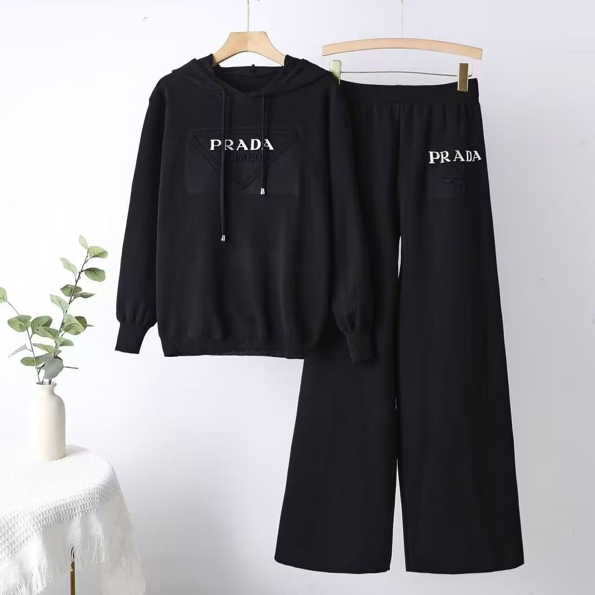 Conjunto PRA De Punto | Capucha Y Pantalón Ancho