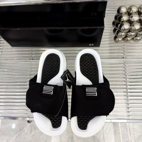 *Zapatos cerrados 001 Putian puro original curvo barroco de verano nuevas zapatillas cerradas para hombres y mujeres, partículas transpirables
