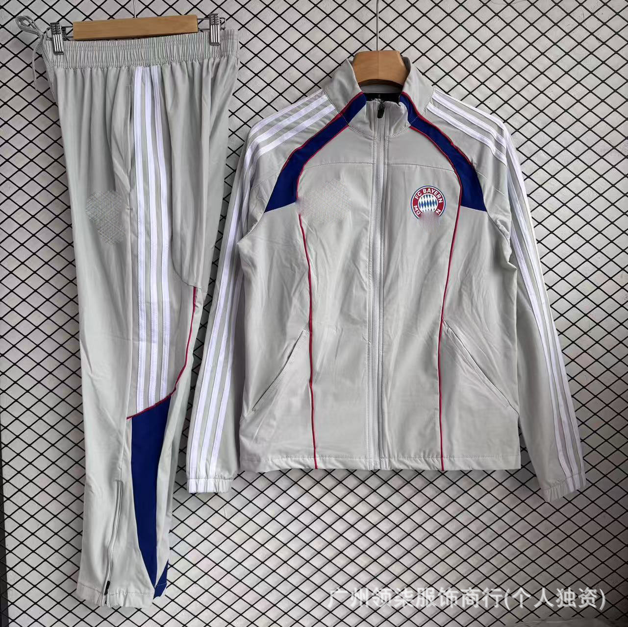 Nuevo equipamiento de fútbol, conjunto de chaquetas impermeables impermeables y de moda del Arsenal para entrenamiento español