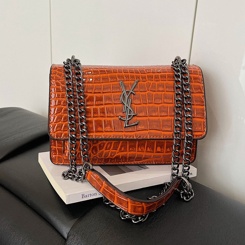 Bolso cuadrado pequeño de alta calidad superventas transfronterizo para mujer, nuevo bolso retro para desplazamientos 2026, bandolera de un solo hombro