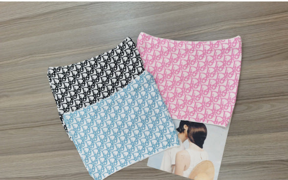 En stock, camiseta sin tirantes pequeña de mujer europea y estadounidense de primavera/verano sexy y picante slim fit con top sin tirantes con letras