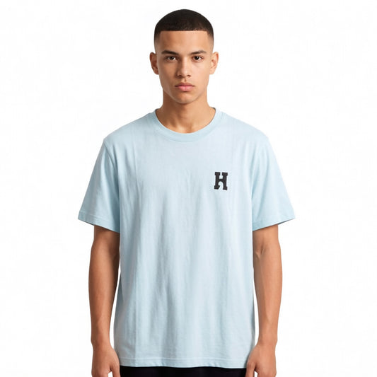 Camiseta HERM | Manga Corta Bordada | Luxury Markt