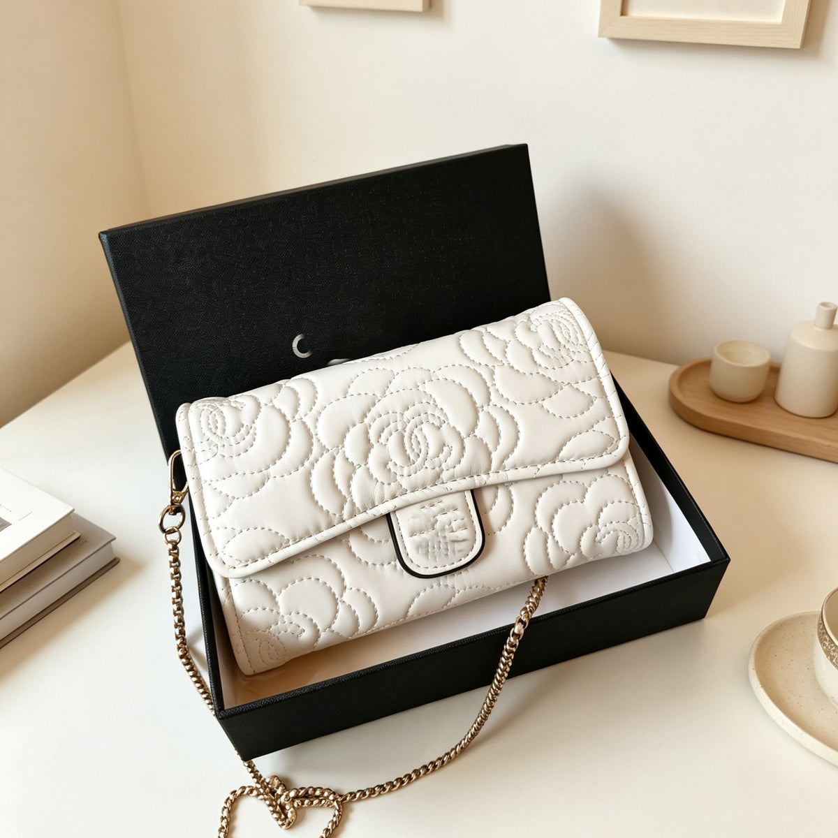 Women's Luxury Lightweight Long Zip Wallet | With Box