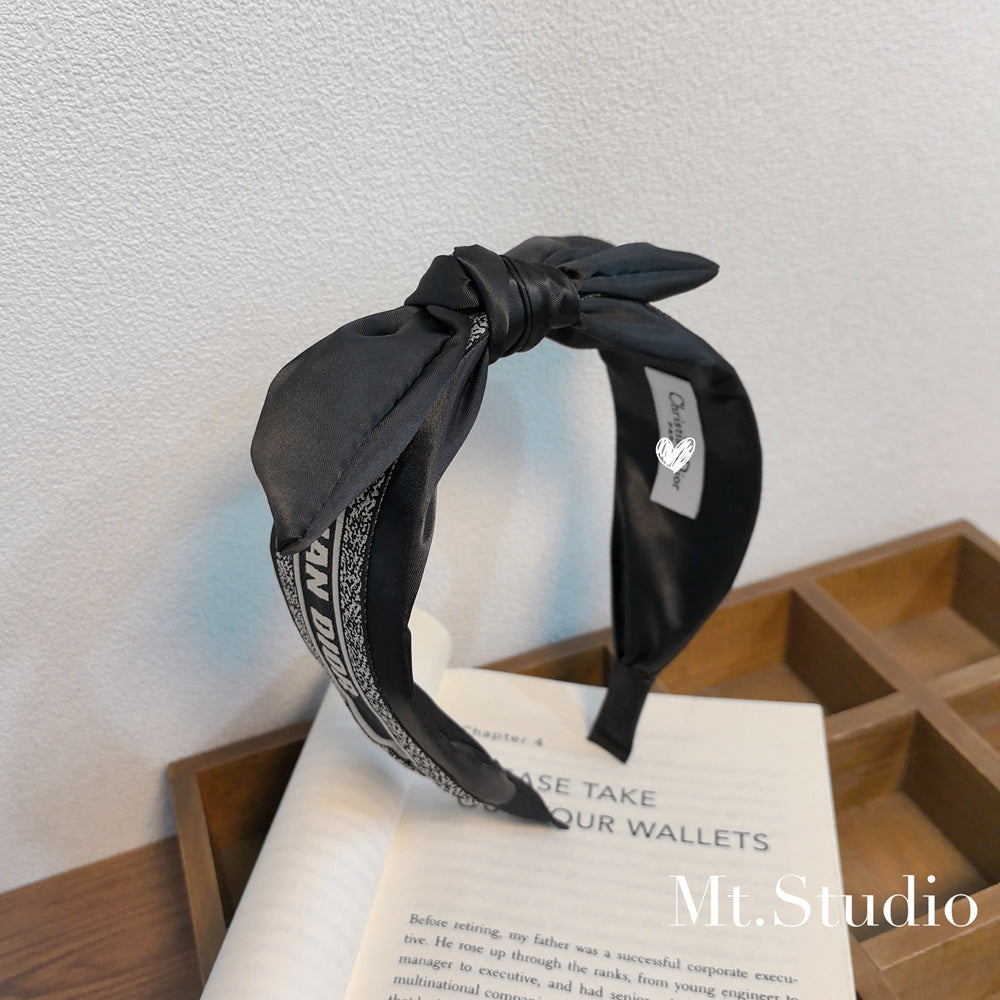 Diadema Vintage Mujer Nudo Borde Ancho Blanco Negro | LuxuryMarkt