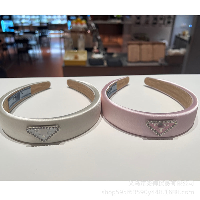 Diadema Mujer Letra Estilo Universitario | Accesorio Pelo Moda