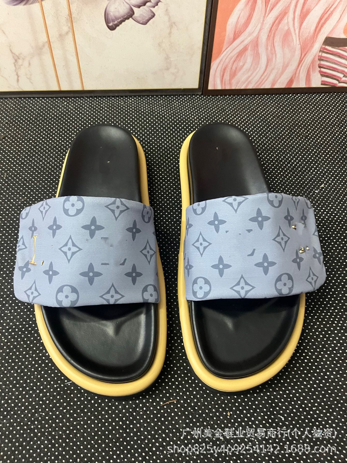 Zapatillas de Velcro de suela gruesa Donkey Home para mujer, 2025 Nuevas zapatillas antideslizantes de denim con letras antideslizantes para exportación
