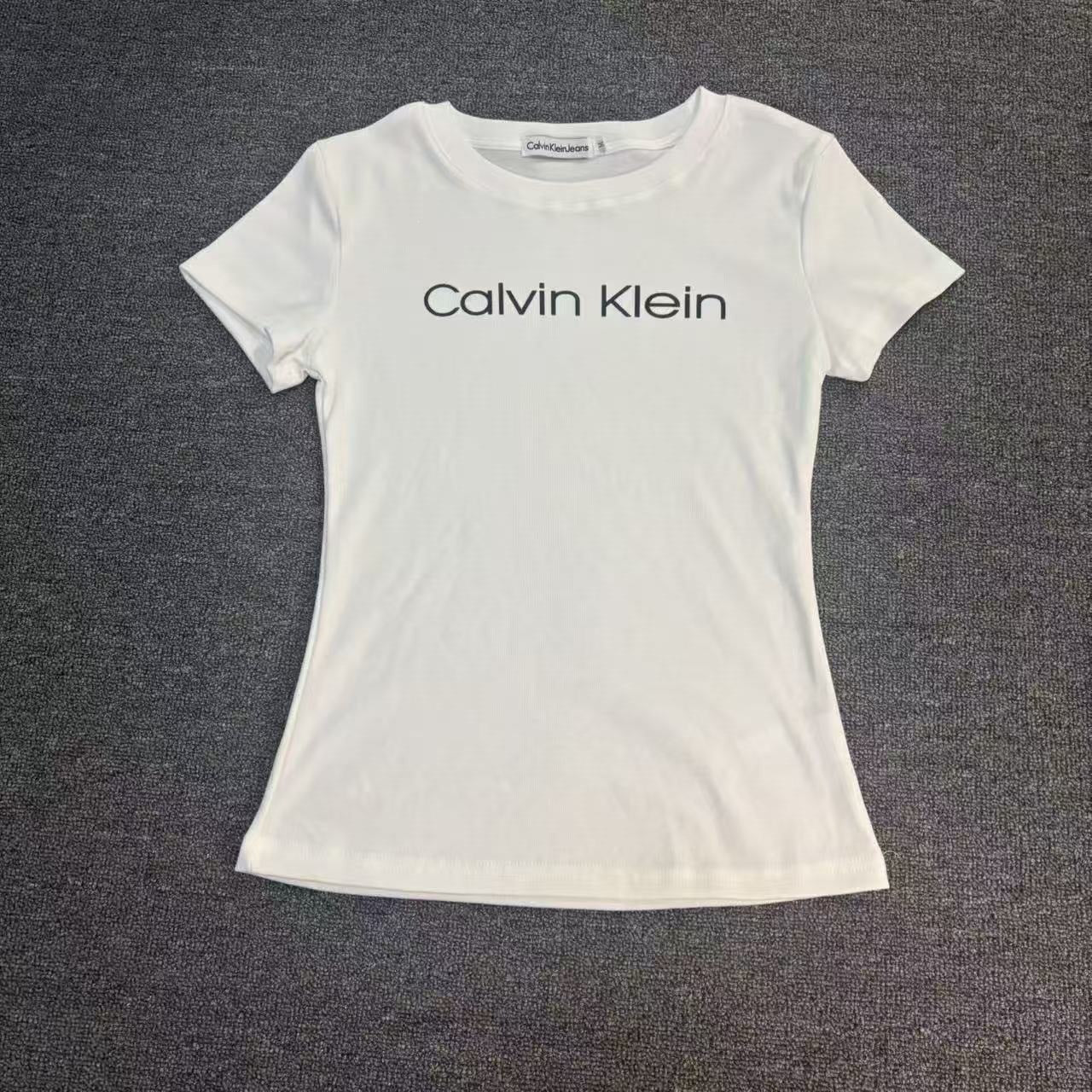 C 26ss nueva camiseta de manga corta de algodón puro y bordado nuevo, camiseta informal unisex de moda veraniega