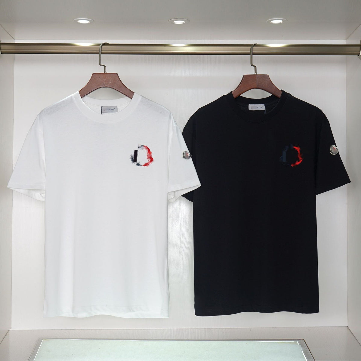 Camiseta Bordada Hombre MON | Cuello Redondo