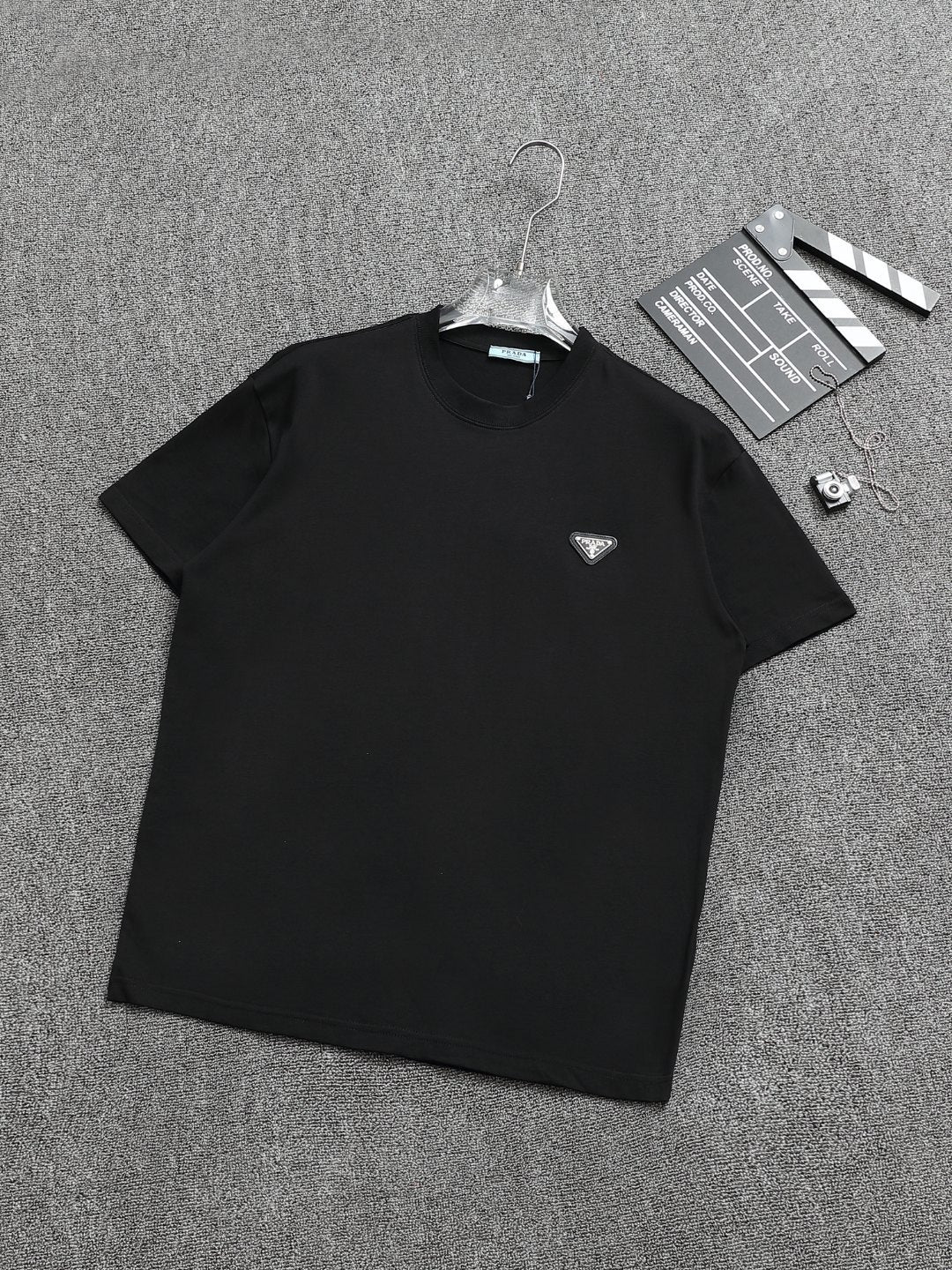 T-shirt Triangles métalliques | Casual été