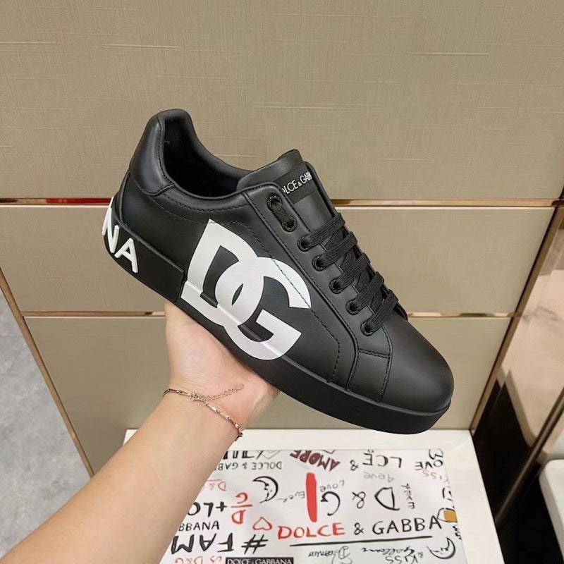 Zapatillas casuales de cuero hombre familia DG | Velcro blancas versátiles