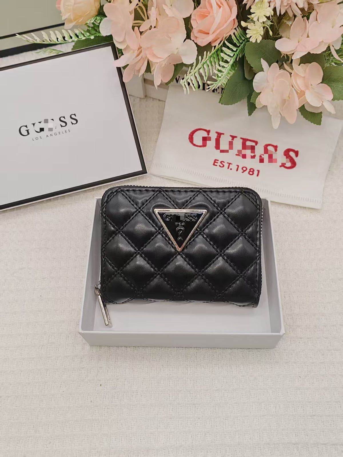 Padded Purse Holder | Triangular Design G